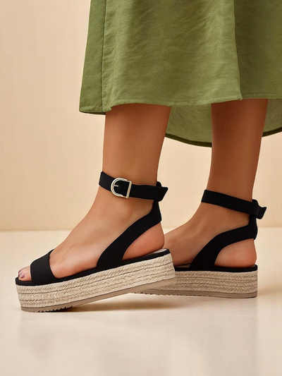 Royalfashion Női platform szandál Finna