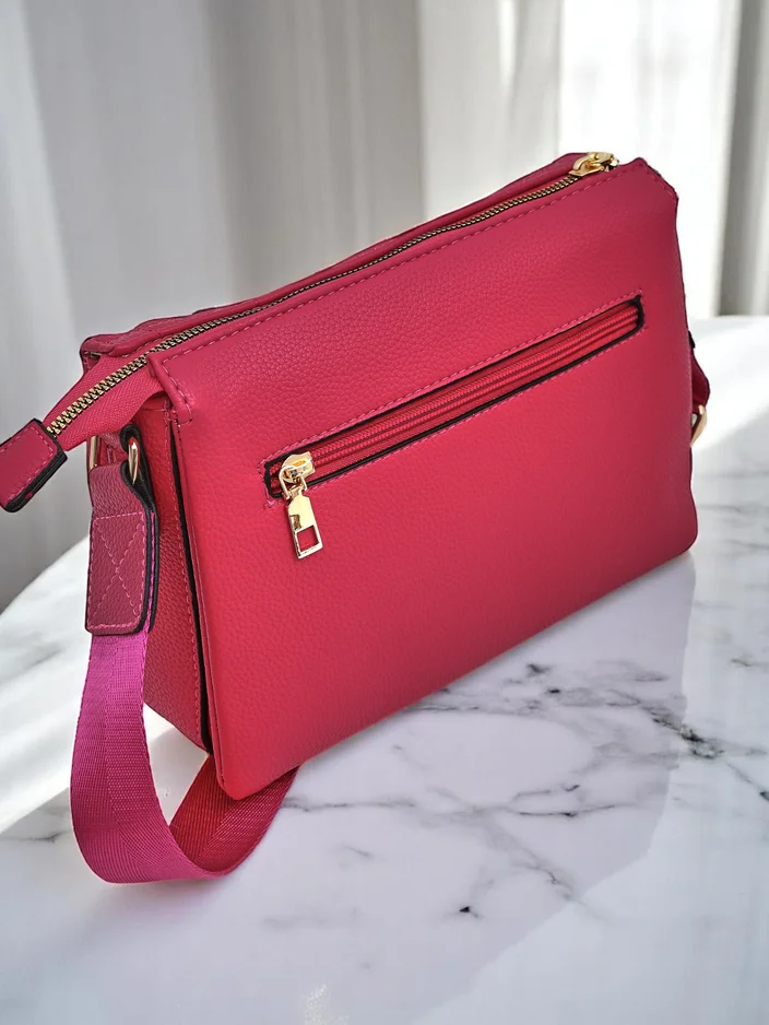 Royalfashion boríték stílusú női kézitáska steppelt elülső résszel