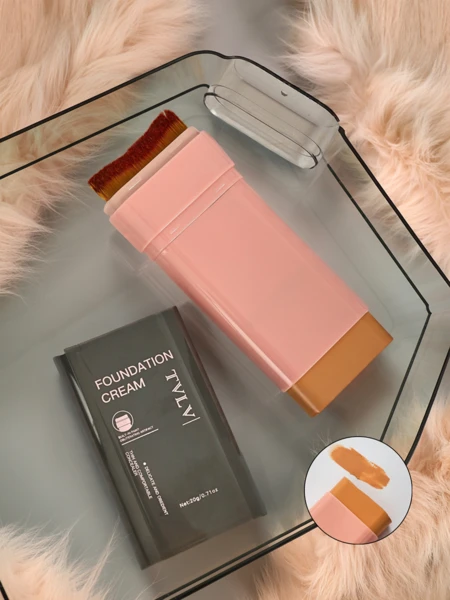 TVLV Mattító stiftes arc alapozó beépített ecsettel, Warm Beige