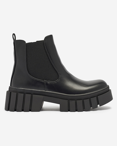 Fekete női csizma vastagabb talppal Olilno- Lábbeli