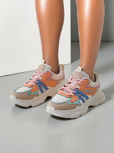 Royalfashion Női sportcipők vastagabb talpon Aimo