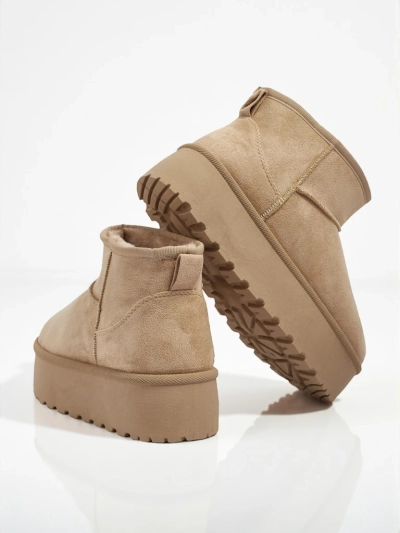 Rövid női a'la hócsizmák Vessia