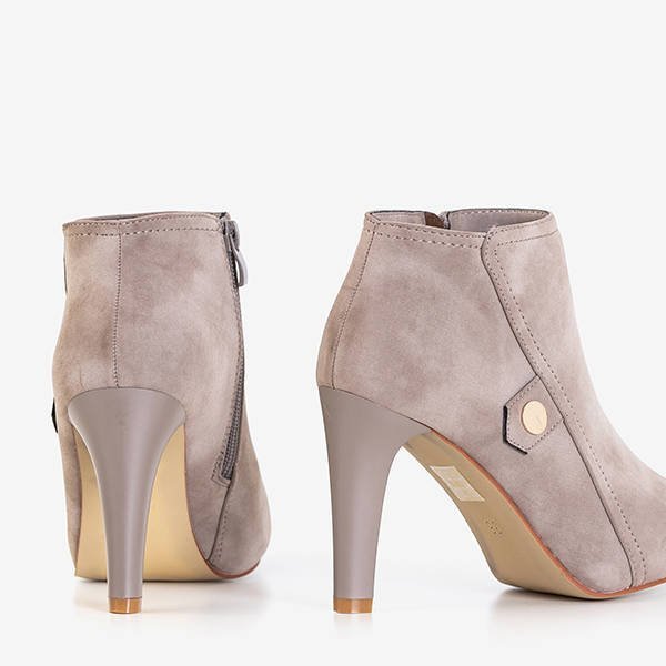 OUTLET Szürke női csizma magas sarkon Lotega - Lábbeli