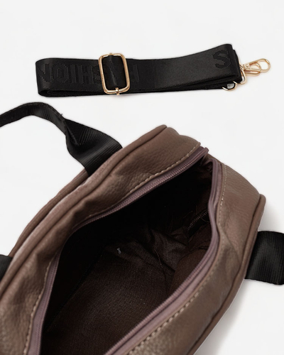 Royalfashion Női kis kézitáska sötétbarna színben