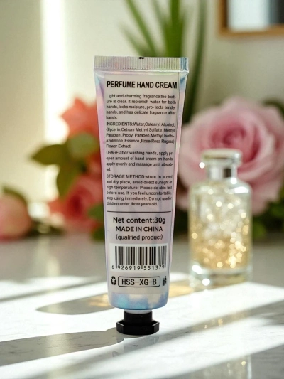 Venus Illatosított Kézkrém 30g - Lady Sexy Rosa Essence, kézrevaló