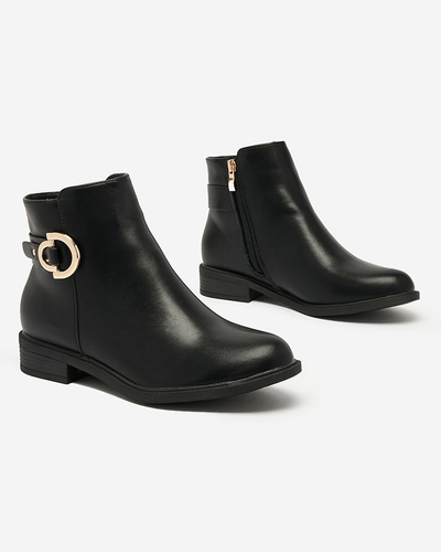 Royalfashion Fekete női csizma a'la sztyblety díszítéssel Ederte