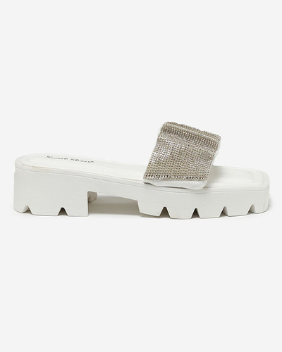 OUTLET Fehér női papucs cirkóniákkal Emkoy- Footwear