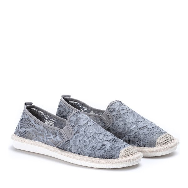 Szaro - niebieskie espadryle zdobione koronkowym materiałem Rose - Obuwie