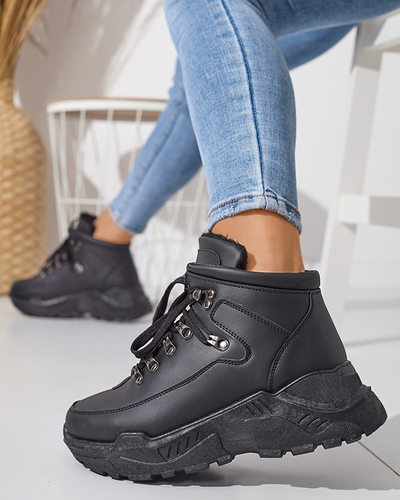 Fekete öko-bőr hócsizma a Rueq- Footwear-től