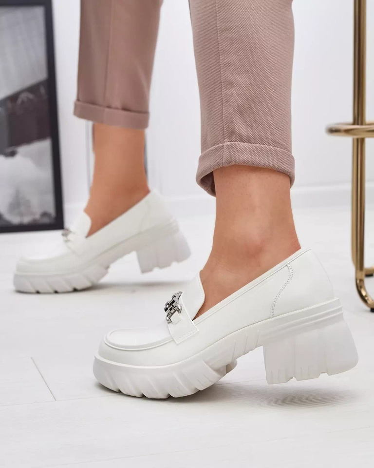 Fehér női cipő masszív Erikela talpon - Lábbeli