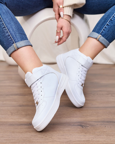 Royalfashion Női sportos tornacipő fehér színben Futtes