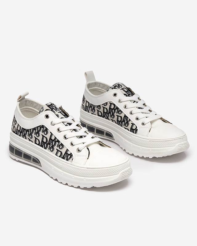 OUTLET Női fehér mintás tornacipő Neriwas platformon - Lábbeli