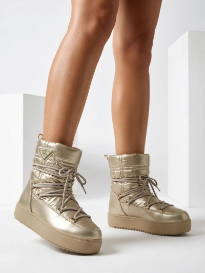 A Royalfashion női hógallér Copese