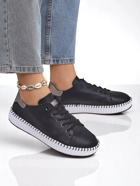 Royalfashion Női áttört mintás Luna Lace sneakerek