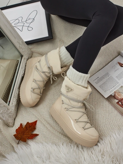 Női a'la hócsizma kožušekkel, Lysmora