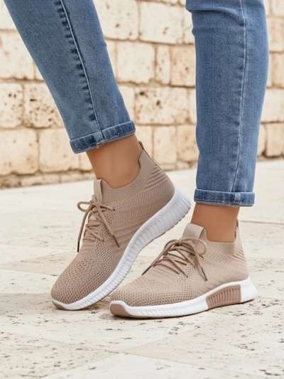 Aristea női sneaker világosbarna lapos talpú szövet 3 cm