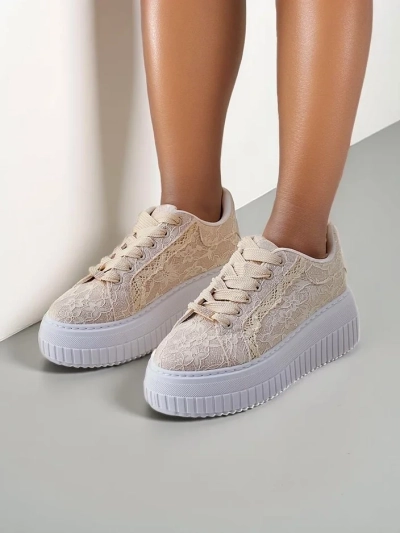 Royalfashion Női Sport Sneaker Zsinórral Coronna