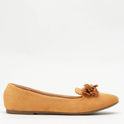 Barna balerinák, frisszel díszítve - Lábbeli