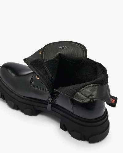 Royalfashion Fekete öko-bőr női szigetelt Selori trapper csizma