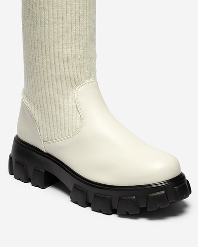 Női magas csúszós bakancs ekrü színben Alerpi- Footwear