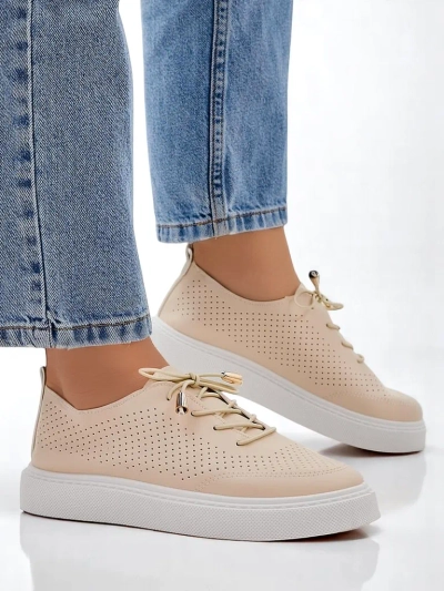 Royalfashion Női perforált fűzős sportcipő Vaned