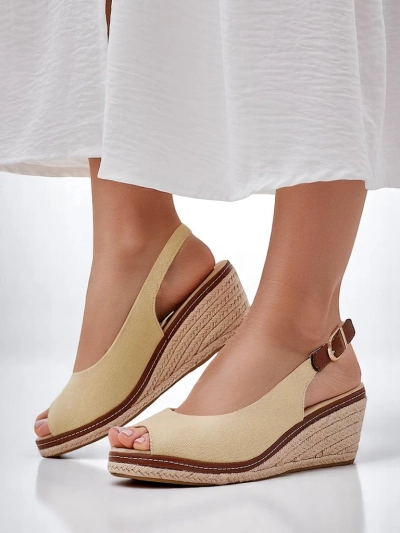 Royalfashion Női wedge szandál, nyitott orrral Tafenis