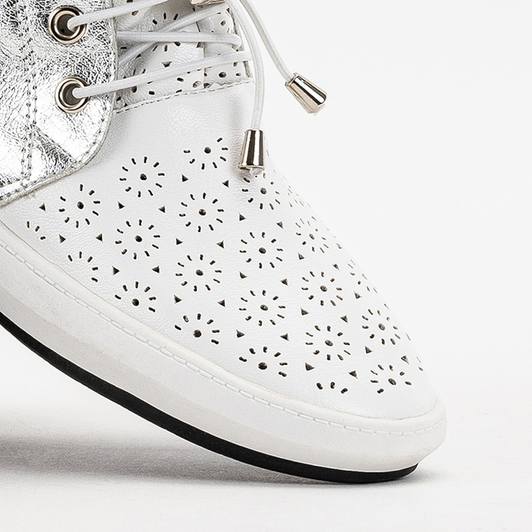 OUTLET Lonsi fehér áttört áttört gyerekcsizma - Lábbeli