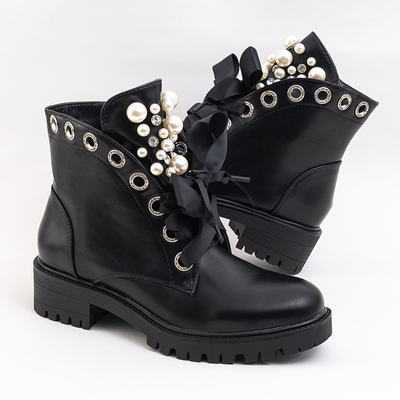 Fekete női csizma gyöngyökkel Dwin- Cipő