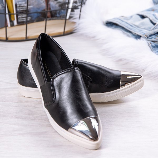 Czarne slip - on Serditylia - Obuwie