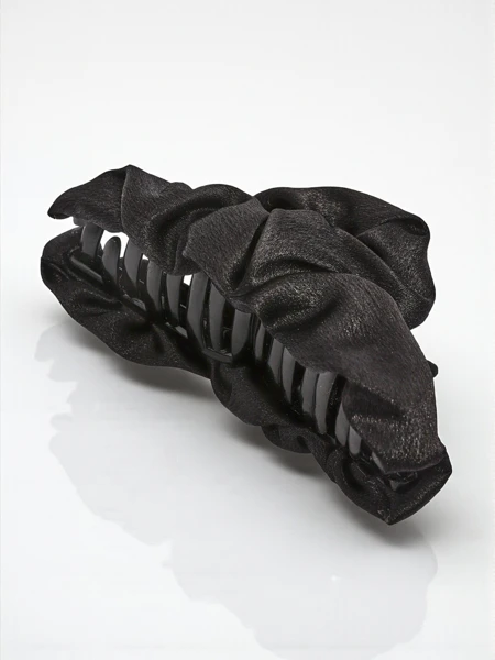 Royalfashion Szatén hajtű – elegáns csat