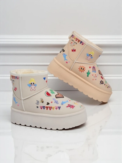 Royalfashion Rövid női hócsizma a'la Aurelia Classico