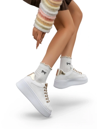 Royalfashion Női sportos sneaker dekoratív fűzővel Eone