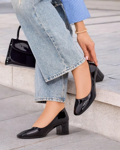 Royalfashion Női alacsony sarkú szivattyúk Penoi