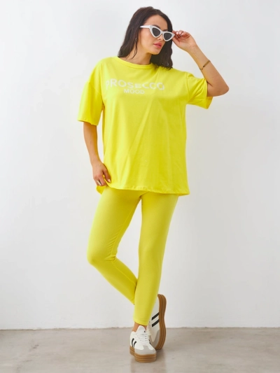 Royalfashion Pamut női szett rövid ujjú pólóval és leggings-szel