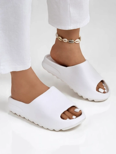 Royalfashion Női lapos talpú Easy Breeze papucs