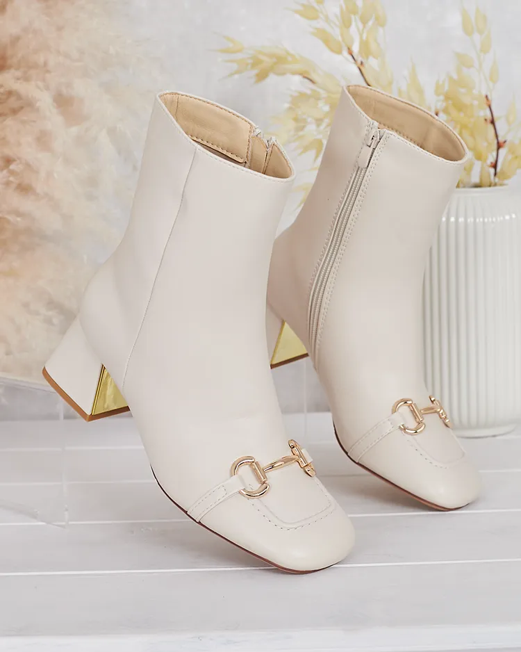 Royalfashion Női alacsony tűsarkú csizma Fezii