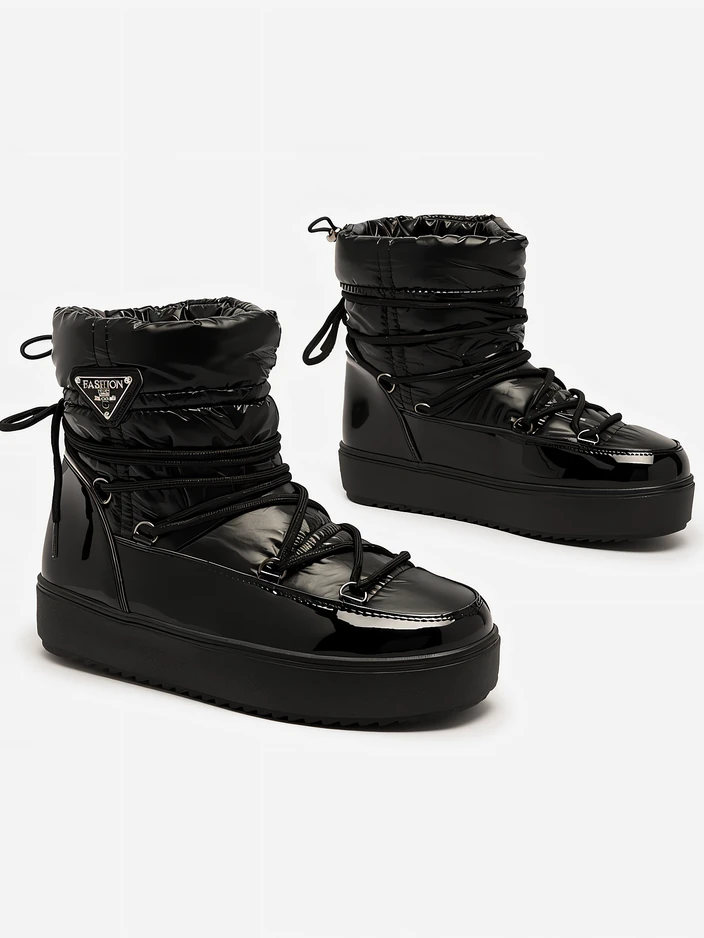 Royalfashion Női csúszós csizma a'la hócsizma fekete színben Vevnose