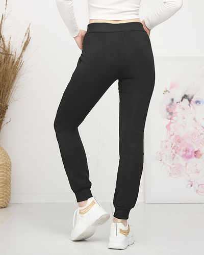 Warmed női melegítőnadrág fekete színben- Ruházat