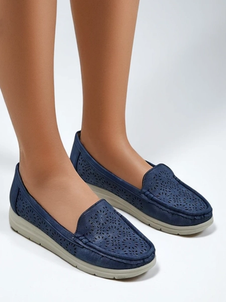 Royalfashion Női perforált mokaszin Besset