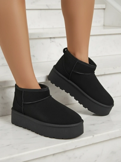 Royalfashion Női platform a'la hócsizma fekete színben Dagodo