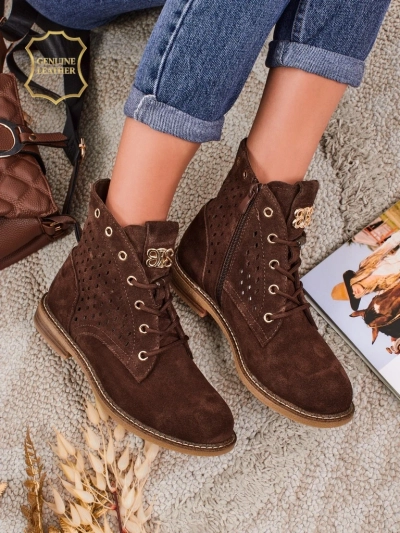 Aurelia Barna Velúr Szőrmés Áttört Elegáns Bokacsizma 2,5cm