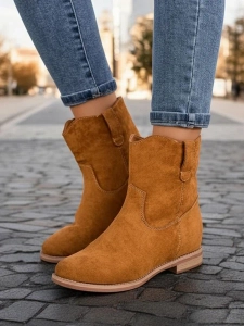 Camel || barna