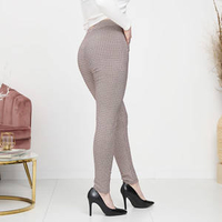 Burgundia || fekete || fehér