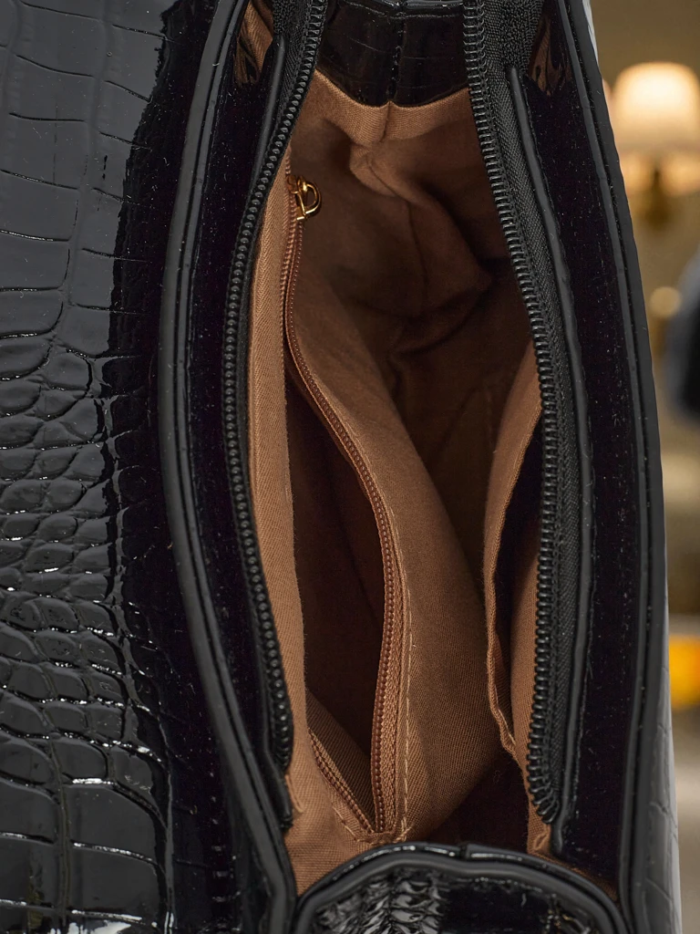 Lakkozott Lunaya kis női műbőr táska