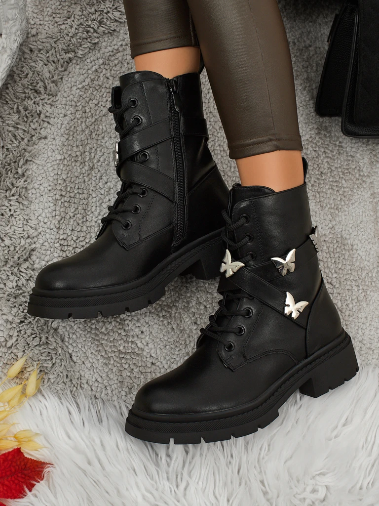 Női worker bakancsok díszítéssel Motill