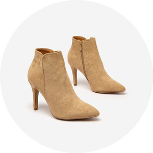 világosbarna || barna