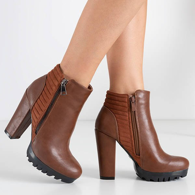 Női bokacsizma dekoratív teve cipzárral Santiago - Lábbeli