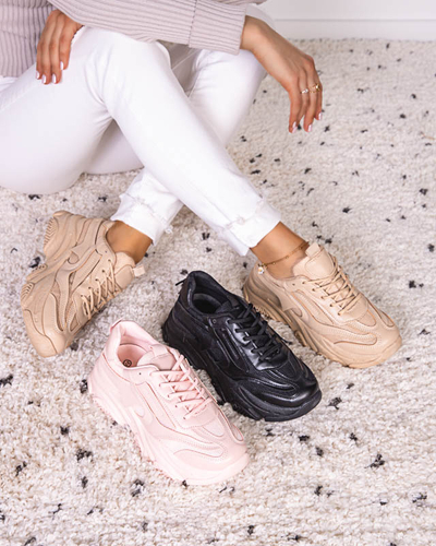 Fekete női sportcipő masszív Okis talpon - Lábbeli