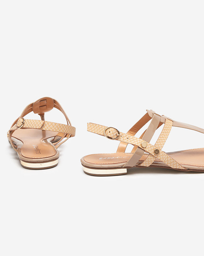 OUTLET Bézs színű női szandál, lakkozott flip-flop Abika-Footwear dombornyomással