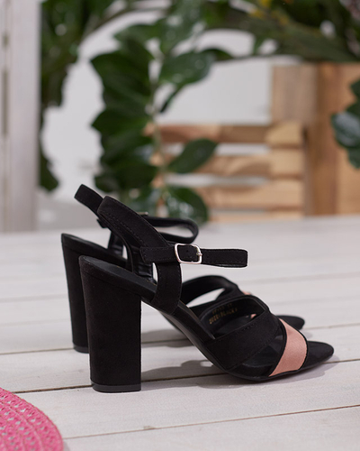 OUTLET Fekete női szandál oszlopon Hromm- Footwear